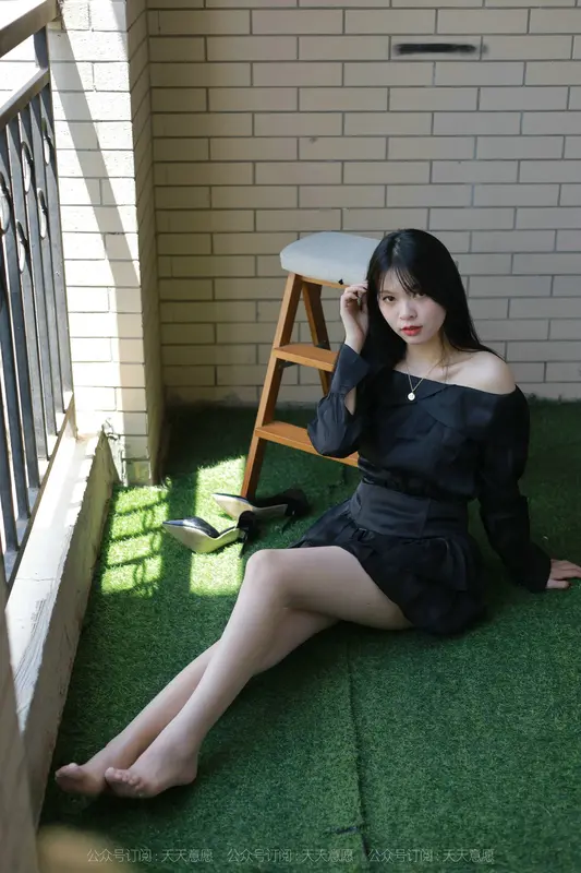 [IESS异思趣向] 2021.08.23 丝享家898:小七《一字肩短裙》 - IESS